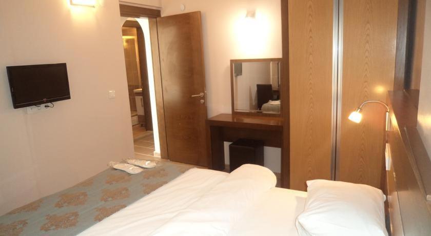 Dikelya Hotel Dikili Buitenkant foto