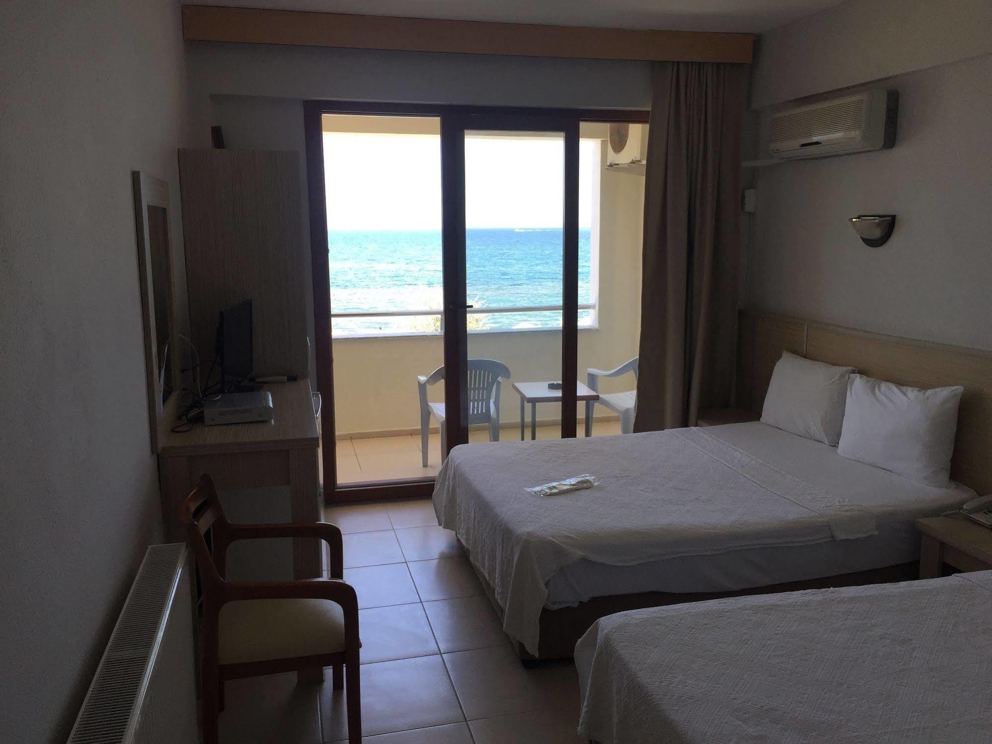 Dikelya Hotel Dikili Buitenkant foto