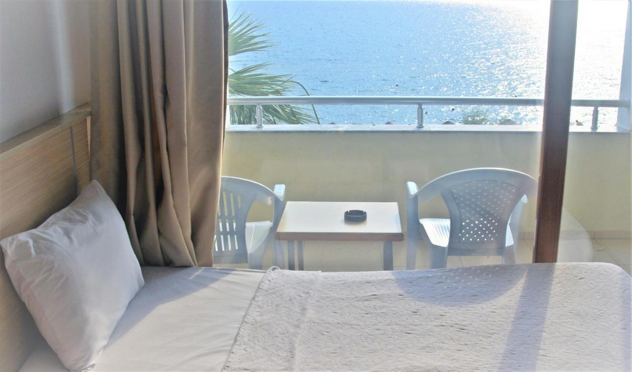 Dikelya Hotel Dikili Buitenkant foto